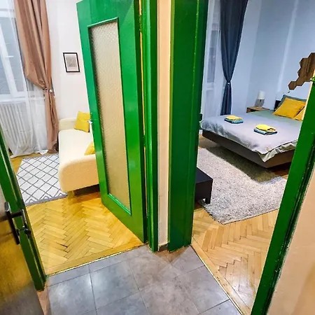 Appartement Downtown National Theatre, Square *