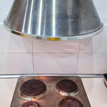 Downtown National Theatre, Square Bukarest