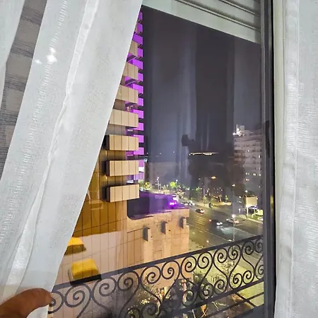 Downtown National Theatre, Square * Bukarest