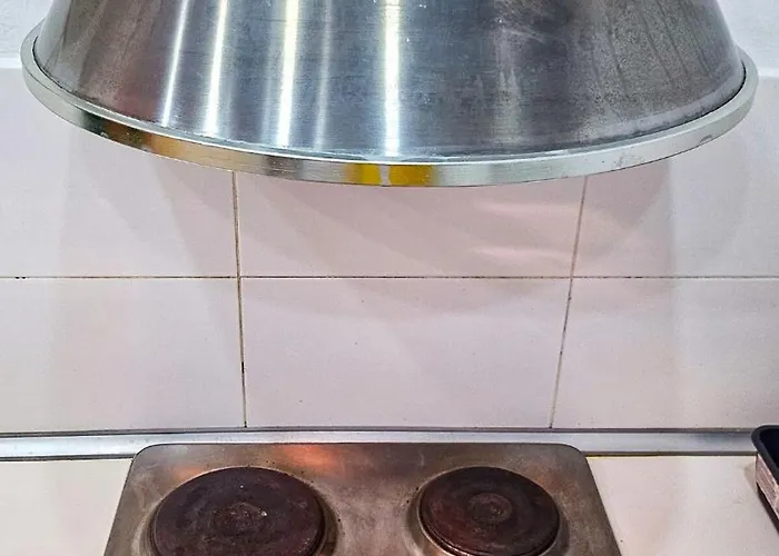 Downtown National Theatre, Square ブカレスト