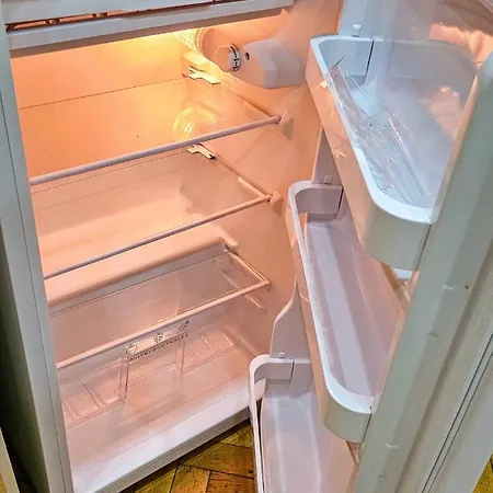 Apartment Downtown National Theatre, Square *