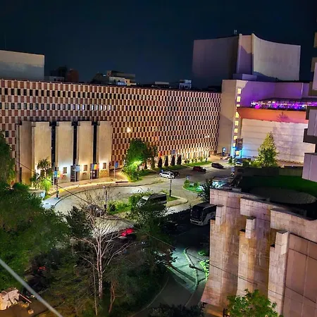 Downtown National Theatre, Square *